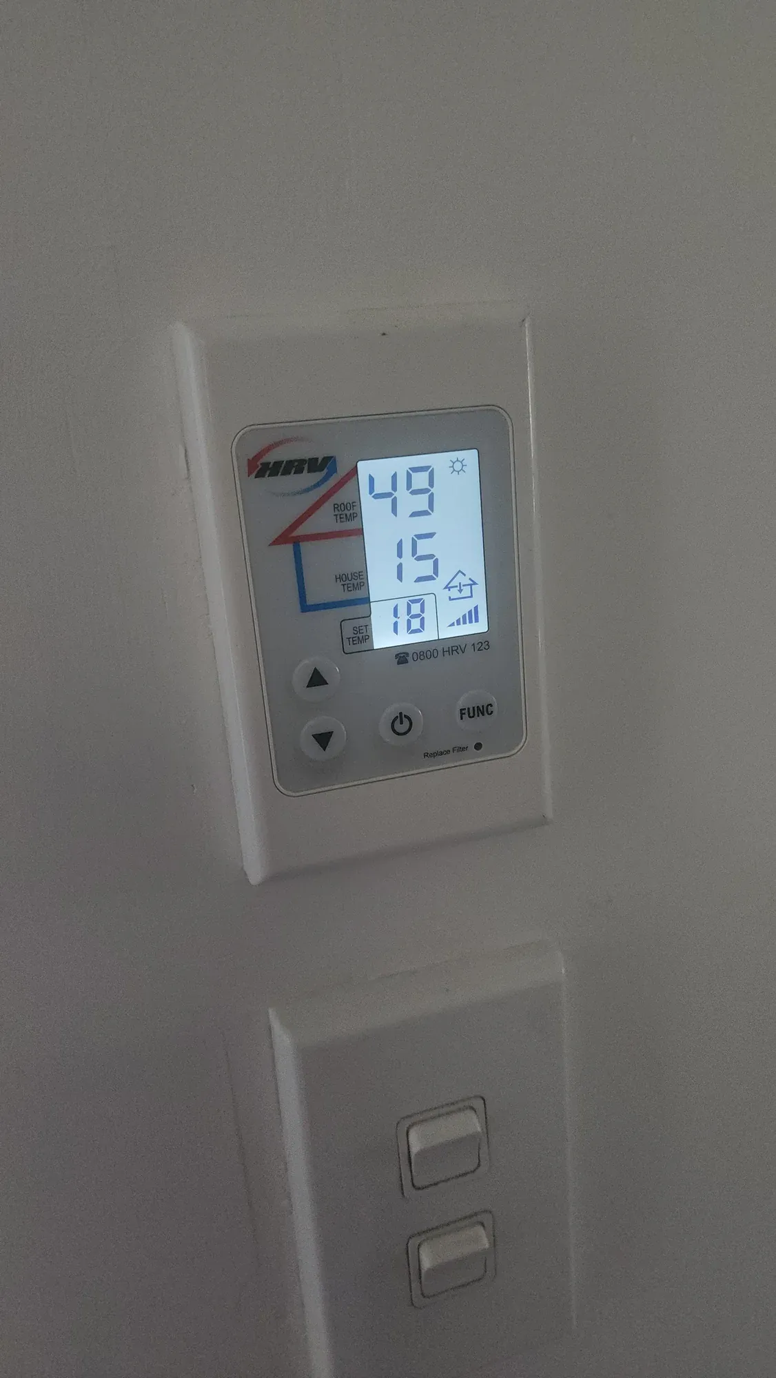 Solar air heating digital wall controller