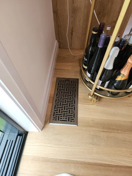 Ceiling diffusers, returns and floor grilles, supplied example 10