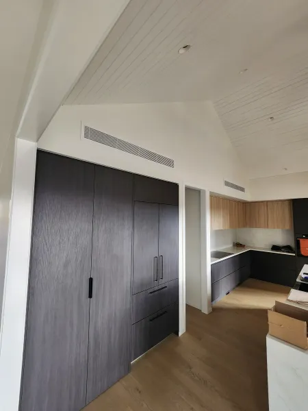 Ceiling diffusers, returns and floor grilles, supplied example 30