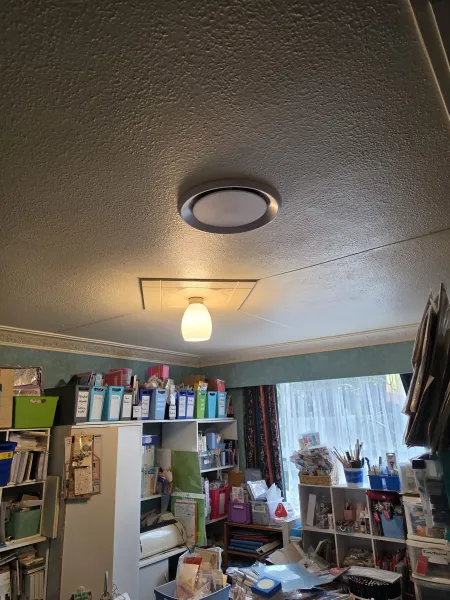 Ceiling diffusers, returns and floor grilles, supplied example 7