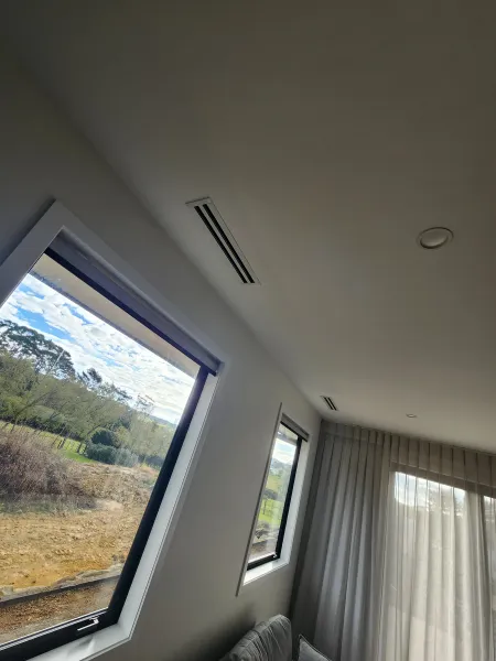 Ceiling diffusers, returns and floor grilles, supplied example 29