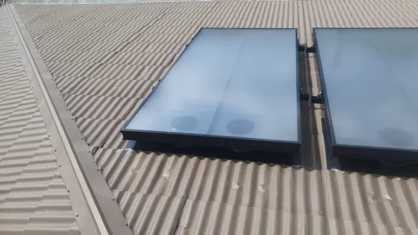 Solar panels on the roof, supplied example 91
