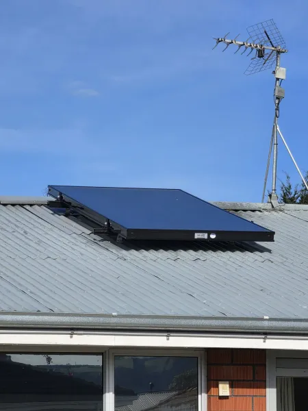 Solar panels on the roof, supplied example 70