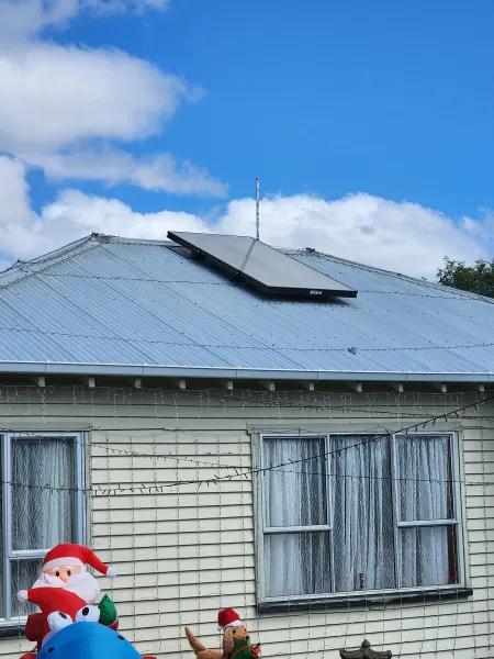 Solar panels on the roof, supplied example 90